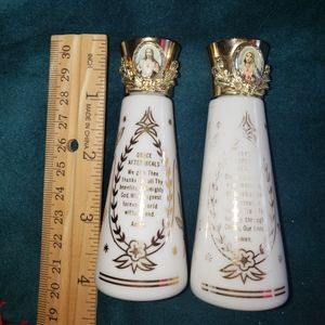 Rare vtg 1950's milk glass shakers